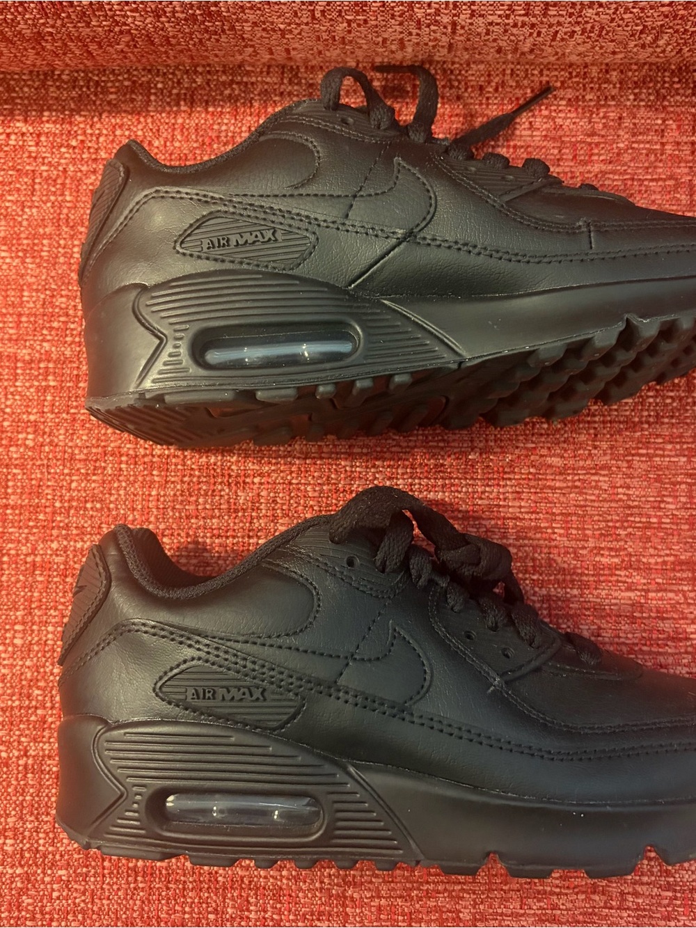 Nike Black Leather Air Max Low-Top Sneakers